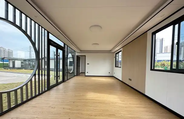 news-783-783 news-783-783